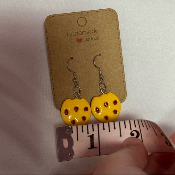 Handmade Chocolate Chip Cookies Earrings - Picture 4 of 6